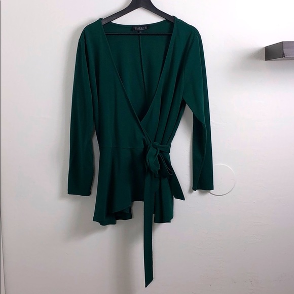 Eloquii Tops - ELOQUII - Wrap Top - Size 18